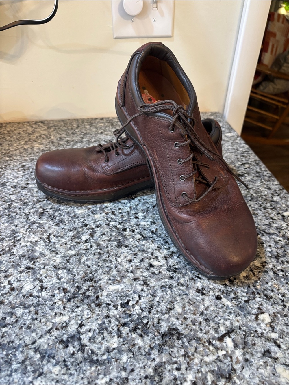 Red Wing Shoes Brown Leather Lace-Up Derbys